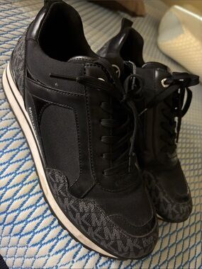 MICHAEL Michael Kors Black and Gray Men's Logo-Trim Lace-Up Sneakers